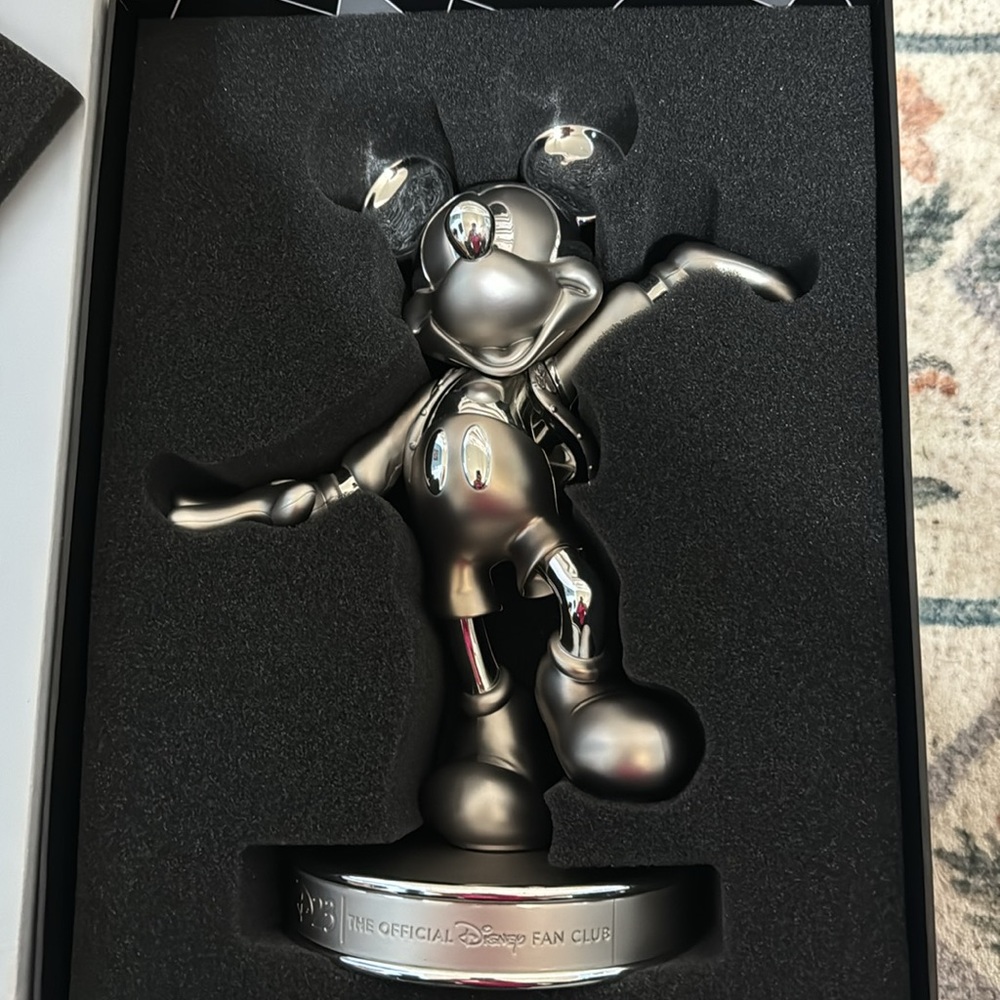 Disney D23 Gold Member 100 Years Mickey Mouse Collectible Statue